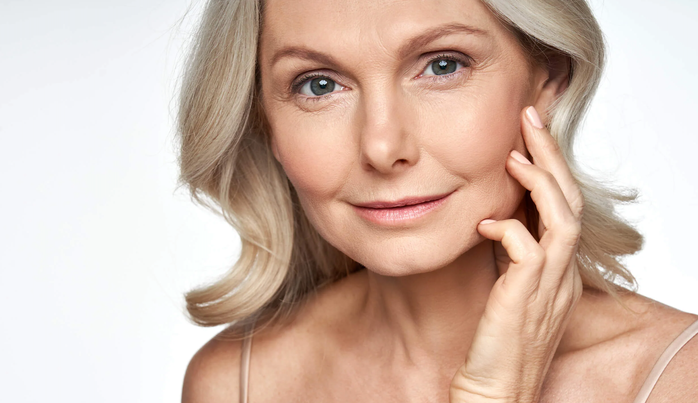 What Does Topical Collagen Do? What are the Benefits and Role of Collagen in Skincare?