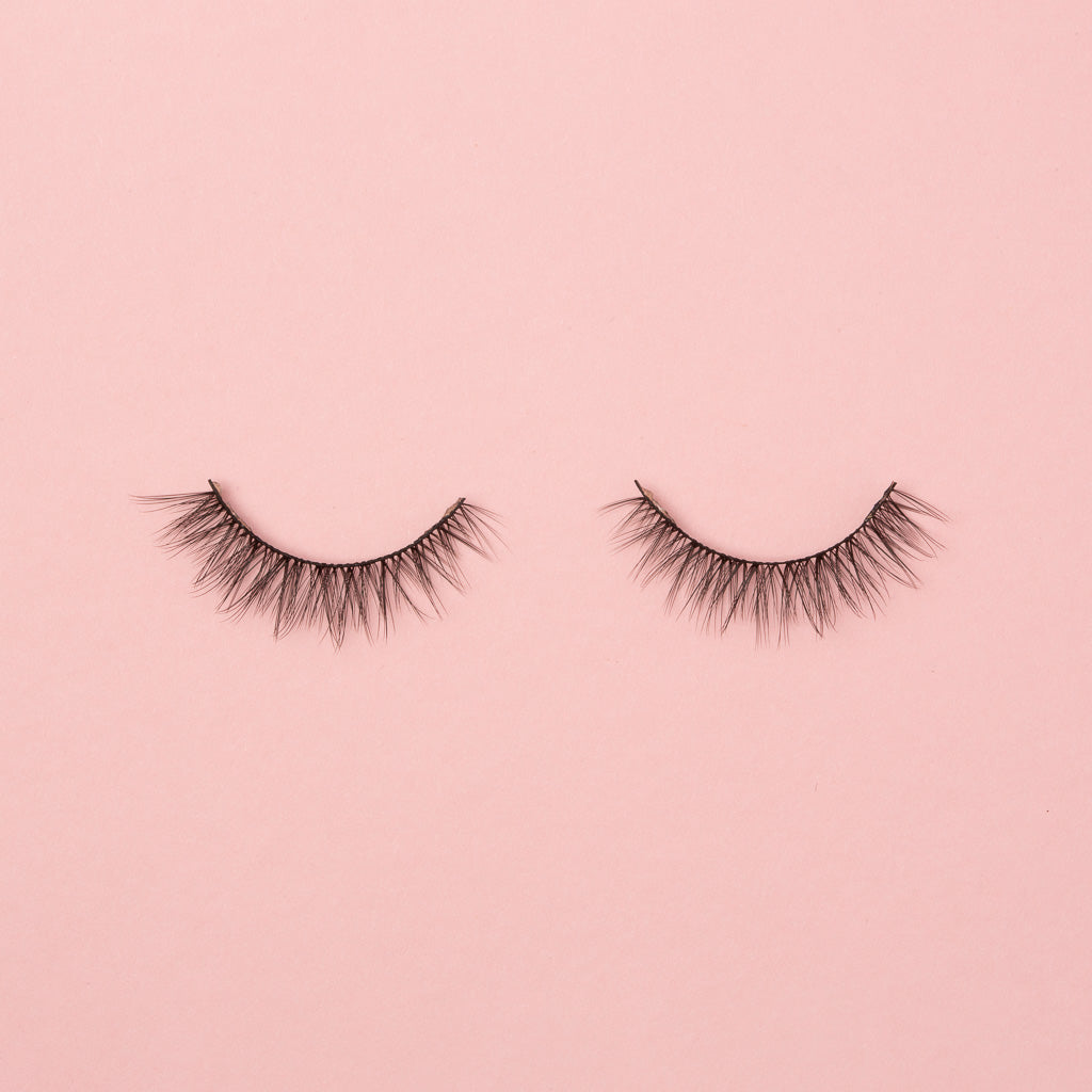 Pair of black Wing it Cosmetics Silk luxury false eyelashes.