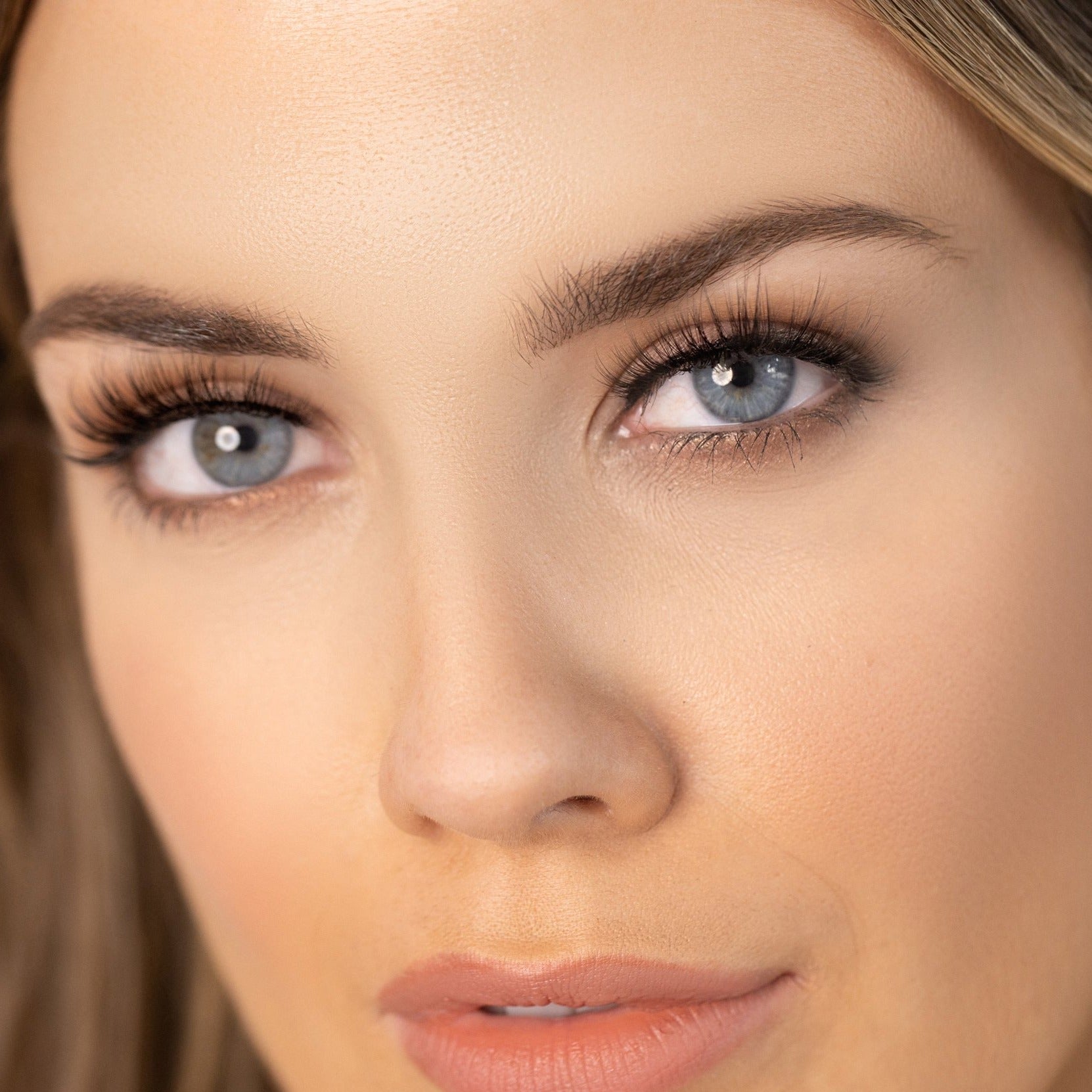 Natural Flirt - Silk False Eyelashes - Wing It Cosmetics