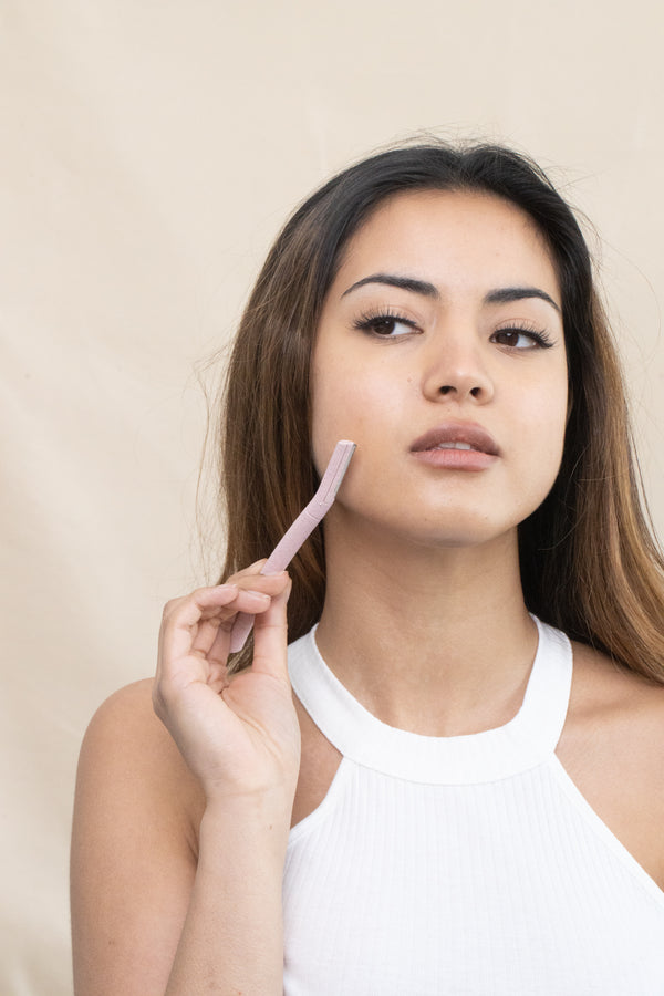 Women and Facial Shaving - Embracing a New Beauty Trend