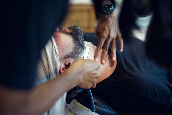 Is dermaplaning for men? The ultimate guide to alternative facial hair grooming!